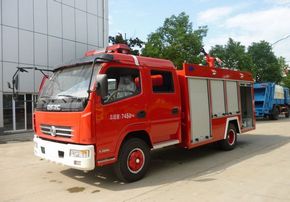 東風(fēng)多利卡泡沫消防車圖片